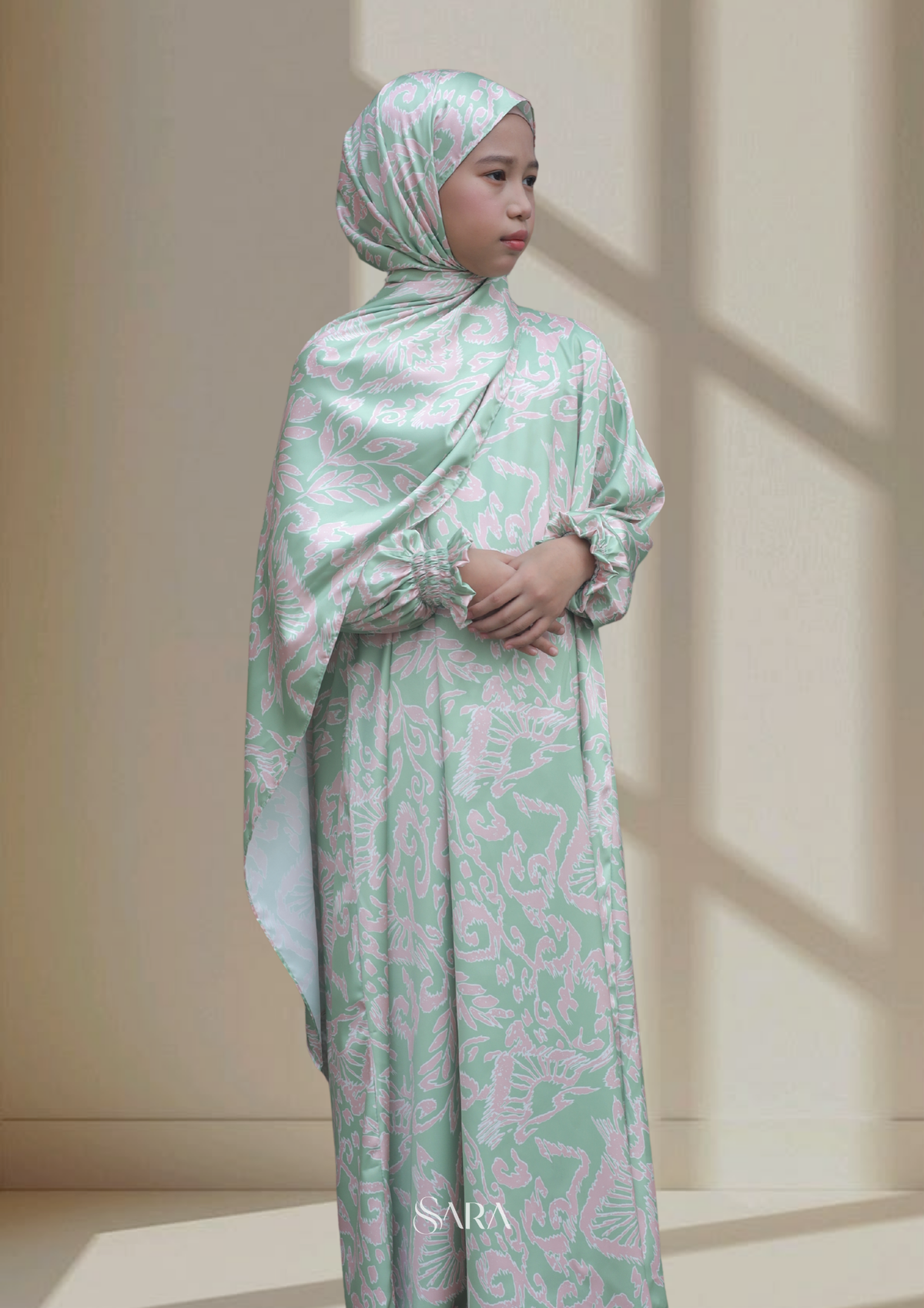AURA ABAYA KIDS