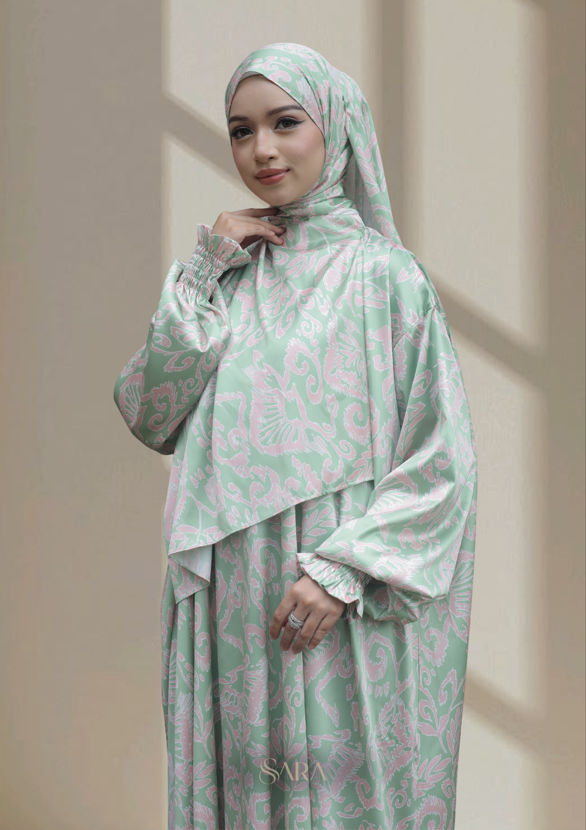 AURA ABAYA (SET WITH SHAWL)